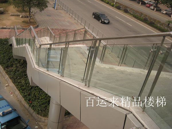 不锈钢楼梯立柱